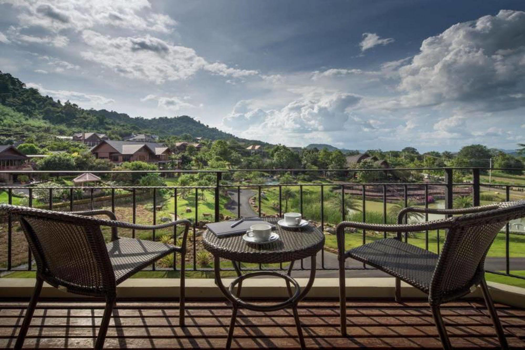 Patravana Resort Phayayen Экстерьер фото
